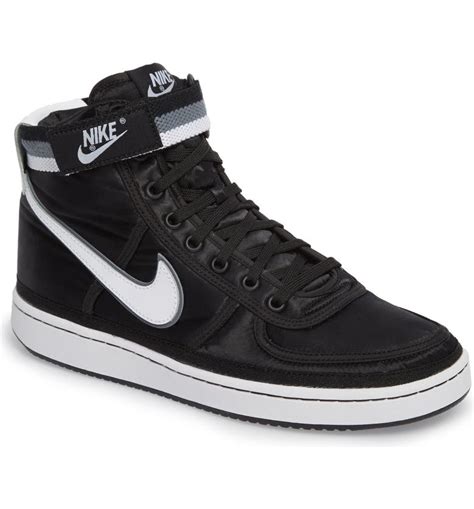 nike hoge sneakers|new Nike high top shoes.